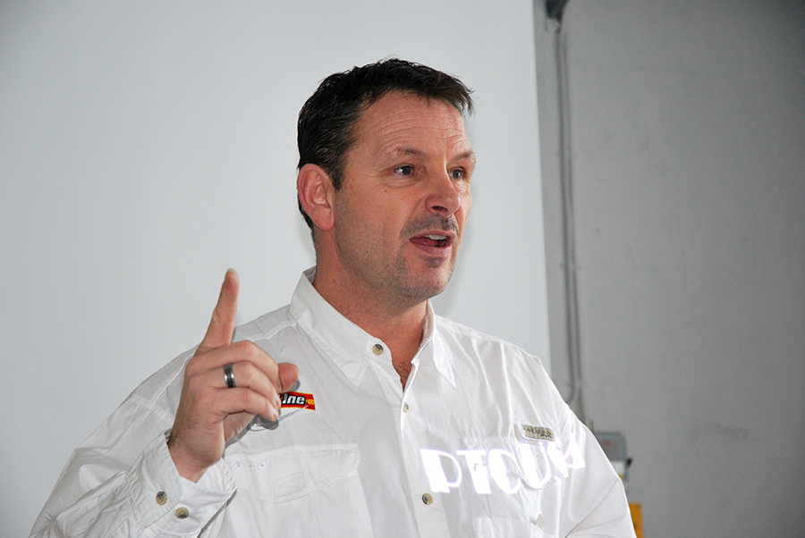 Hooked på presstur i sammen med  Purefishing.