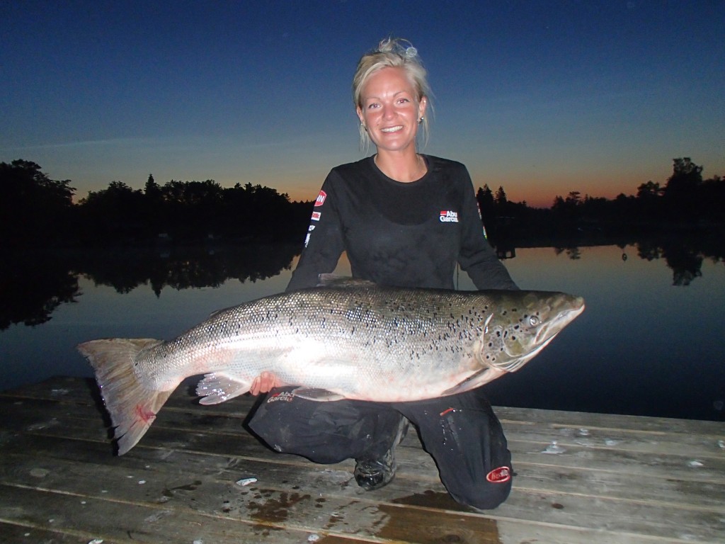 Ett fantastiskt fiskeår 2012 for ABU’s  Evelina Henriksen