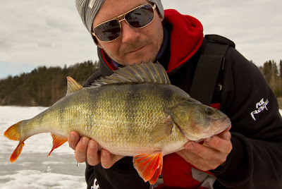 Jørgen Ø. leverer på isen med balanse….