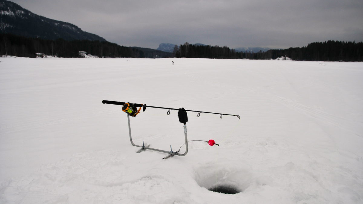 Man vil vel ha det isfritt under ismeite ? Skrevet av Kent Skaje