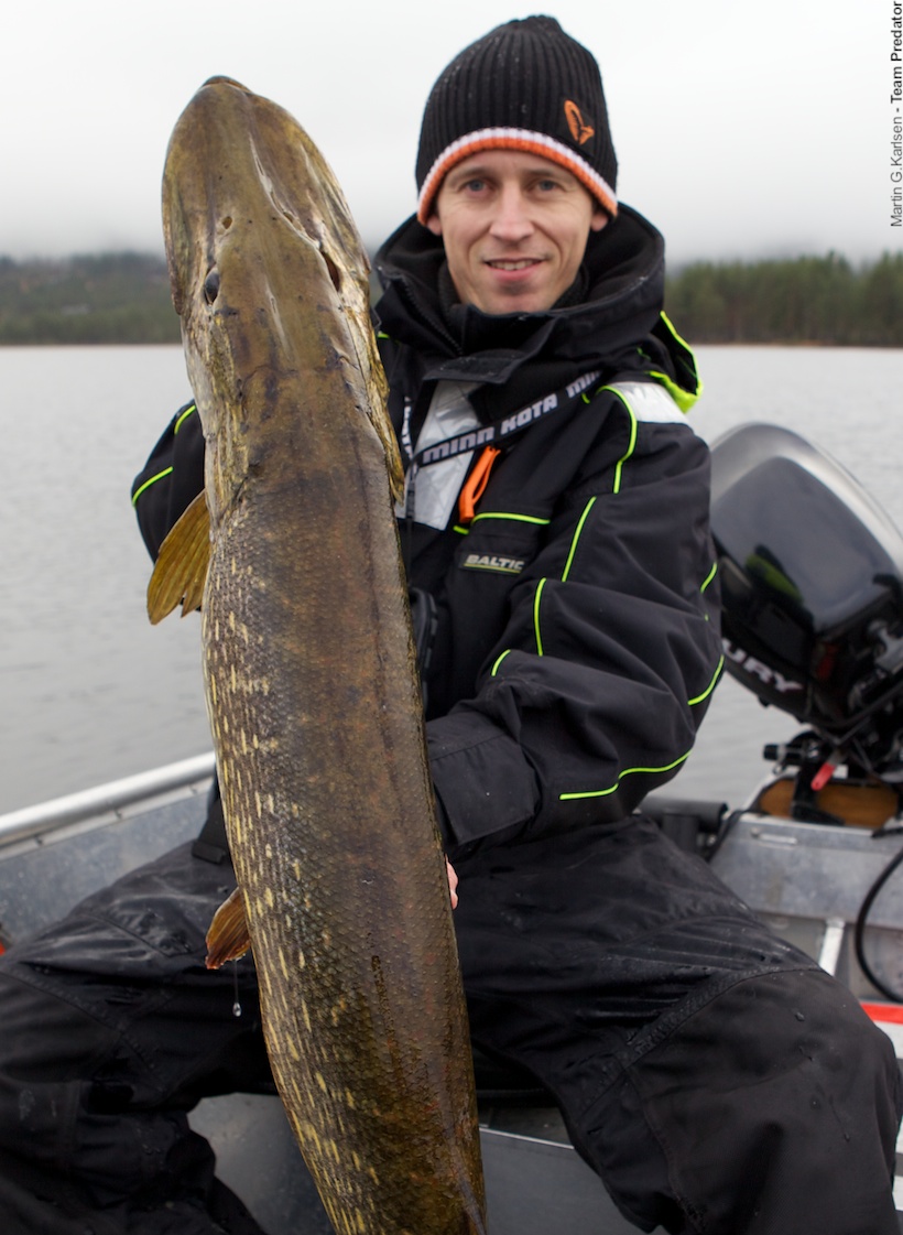 Martin med en flott høstfisk (oktober)