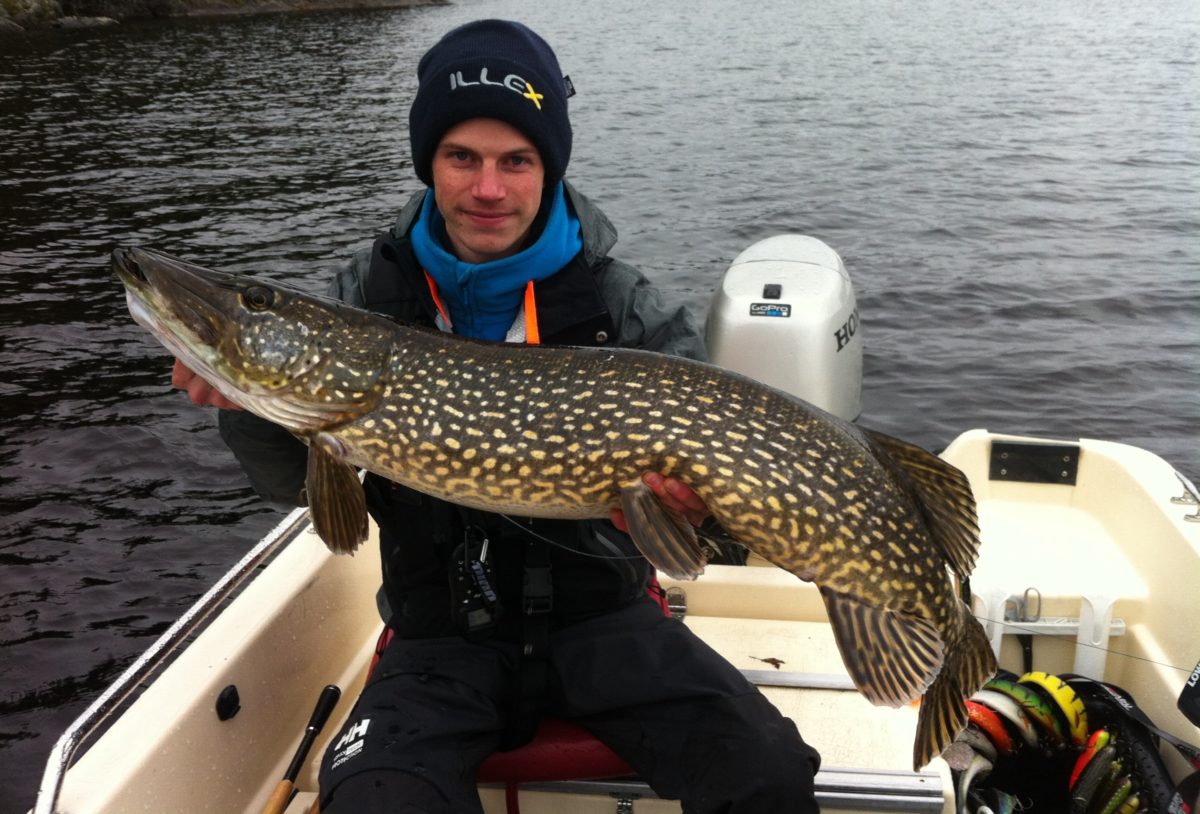 Per Stenberg med en dextershadd gjedda :-)