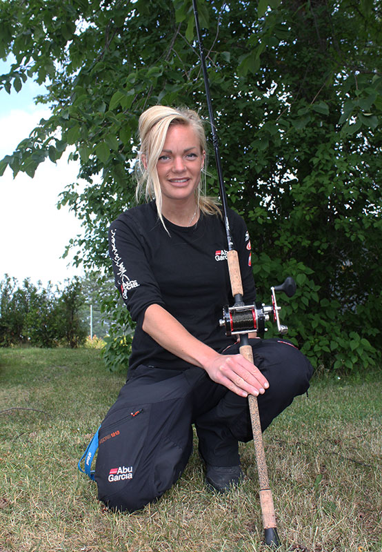 Evelina Henriksen eventyr. gjedde på 10+ og lakse på 17+