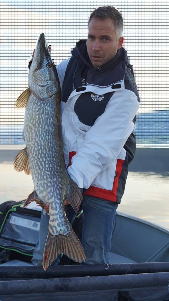 Per Lindtorp med en flott 10 kg’s fisk.