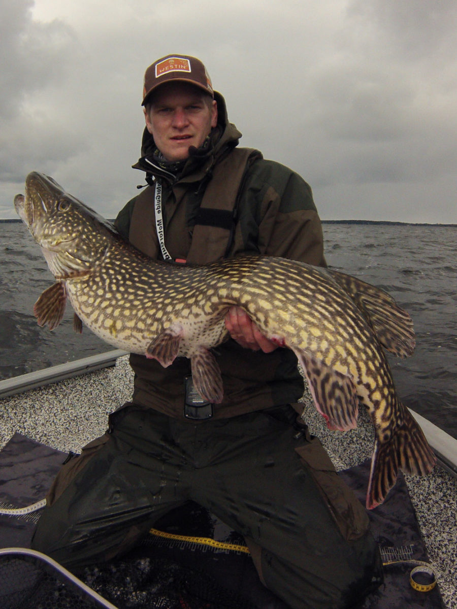 10+ Patrik Jakobsson