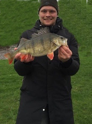1140gr og 41cm