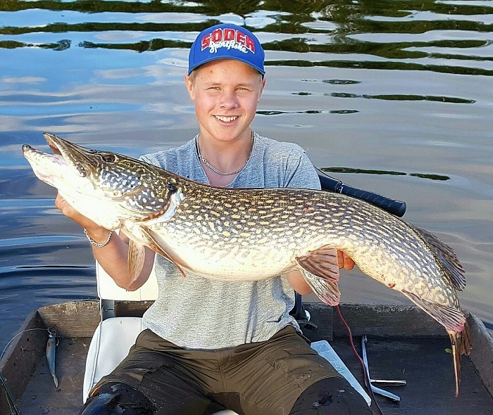 Joel  Eriksson med 10+