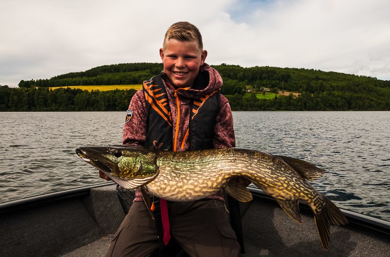Oscar Lund Hjort med 8+ og 7+