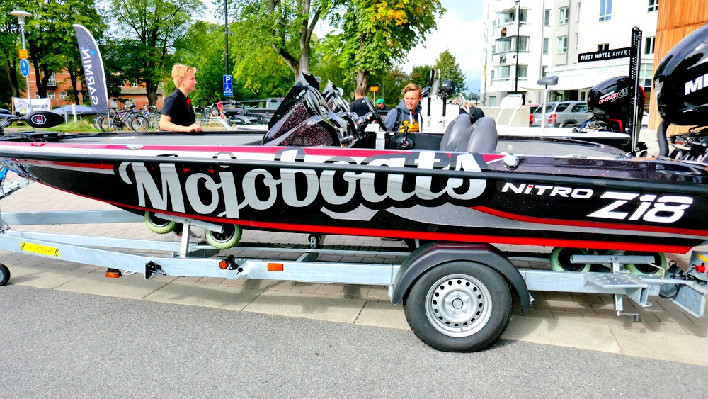 1-p1000233