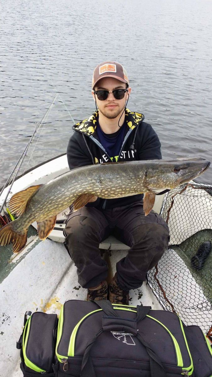 Det er med stor glede å se denne karen få fisk :-)