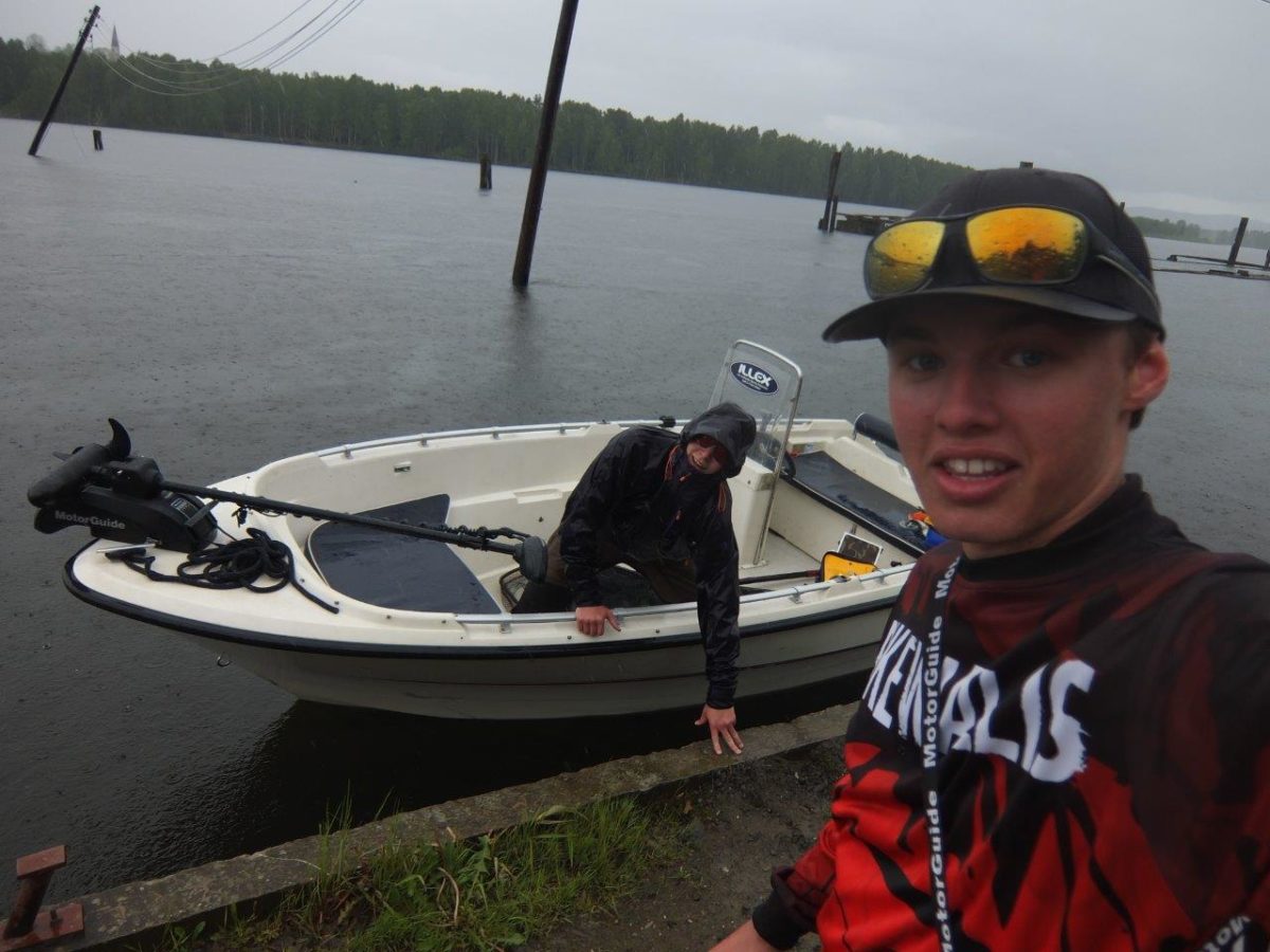 Markus hadde fri mens Thomas slutta tidlig=FISKING!