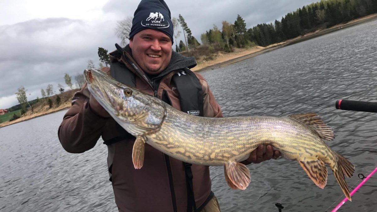 Vi ønsker Lars-André Østby velkommen inn konkurransen med tre innmeldte fisk :-)