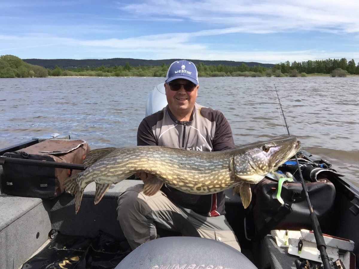 4,7 meter  med gjedde fordelt på 4 gjedder. Da må du hete Petter Støttum da.