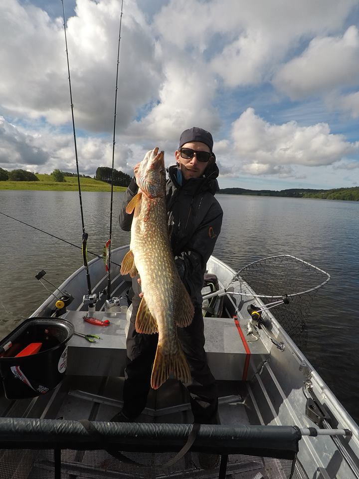 Kristoffer Bjørglund melder inn gjedder!