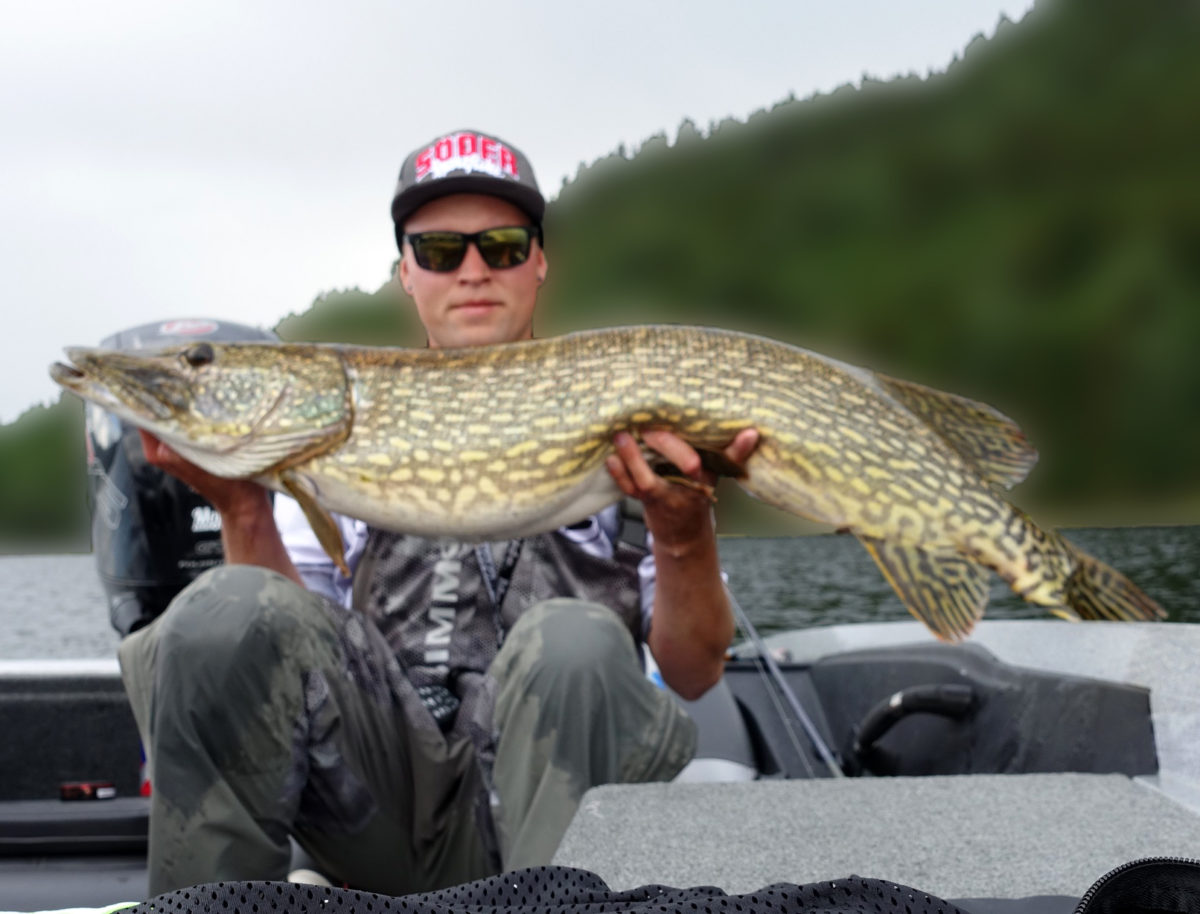 Fredrick Evensen er nå en av norges råeste gjeddefiskere på spinn og jerk.