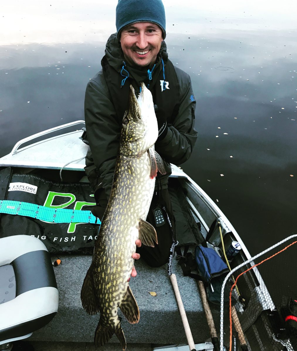 Thomas Bjørneseth melder inn to gjedder!
