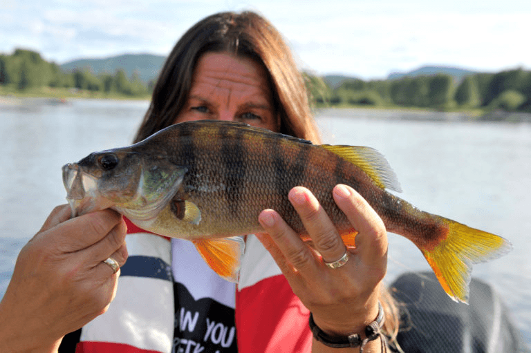 10. fisk inn og 440 som minste fisk. Kristin Roos Aas ligger på en 10. plass