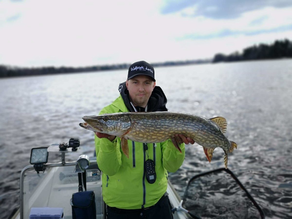 Aleksander Nafstad  Ønskes velkommen inn.